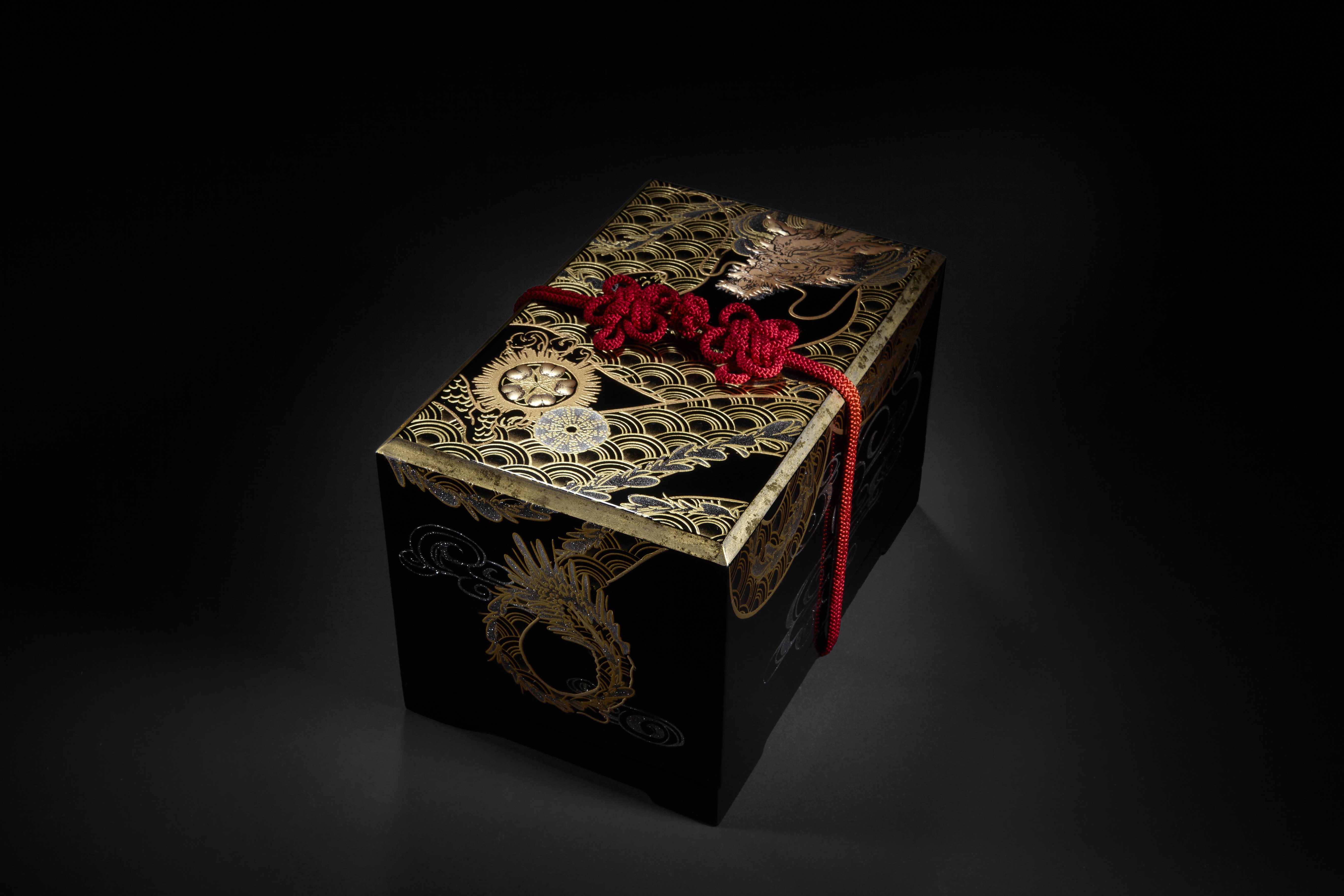 HADATE  RAW UNI FROM HOKKAIDO JAPAN