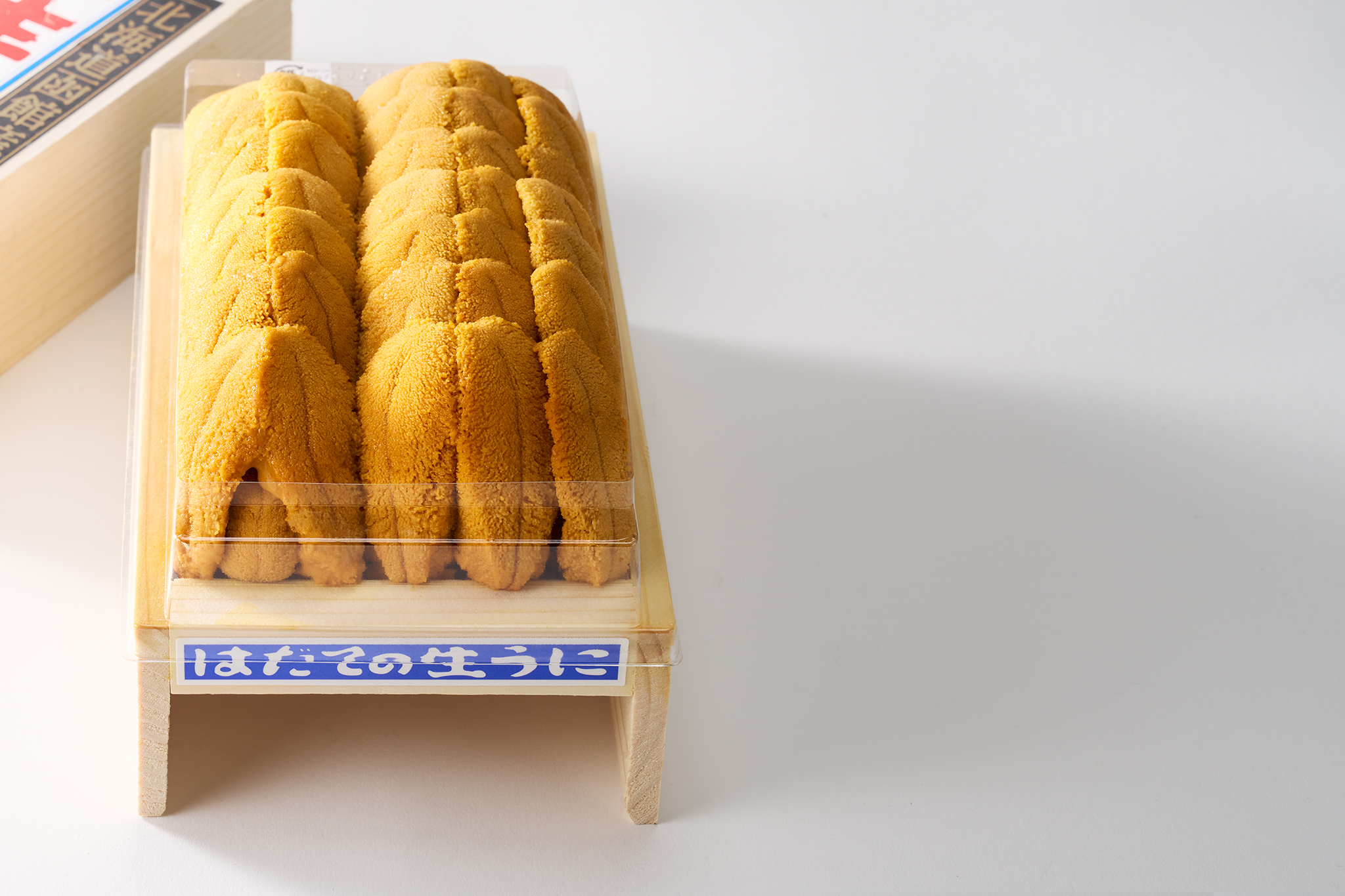 HADATE  RAW UNI FROM HOKKAIDO JAPAN